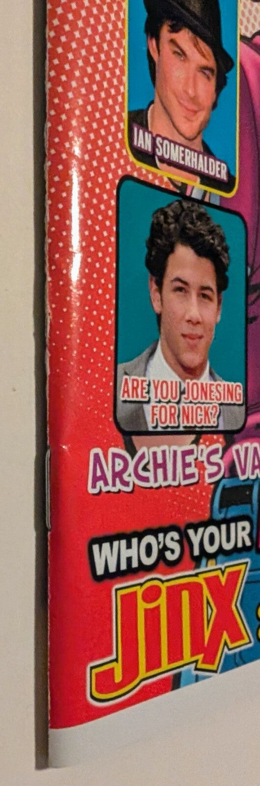 437488