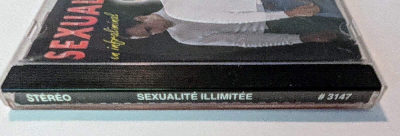 436898