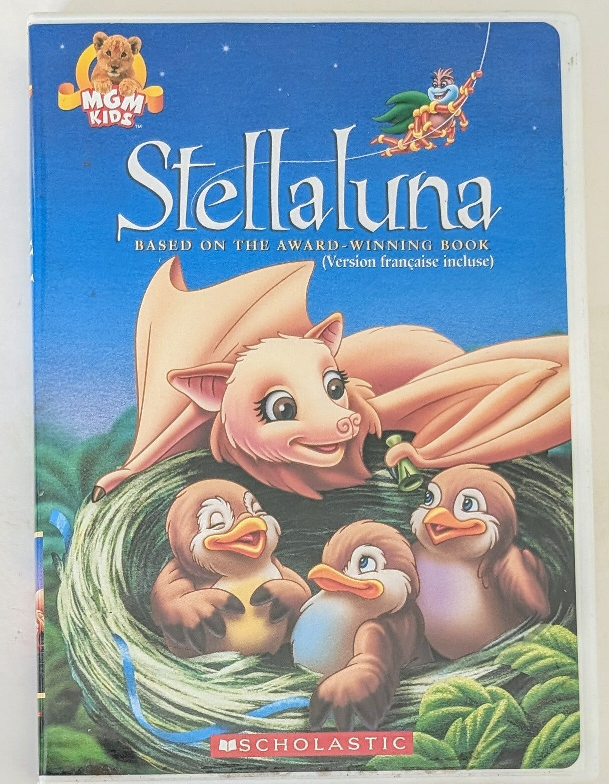 437763