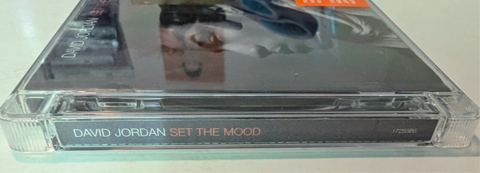 436972