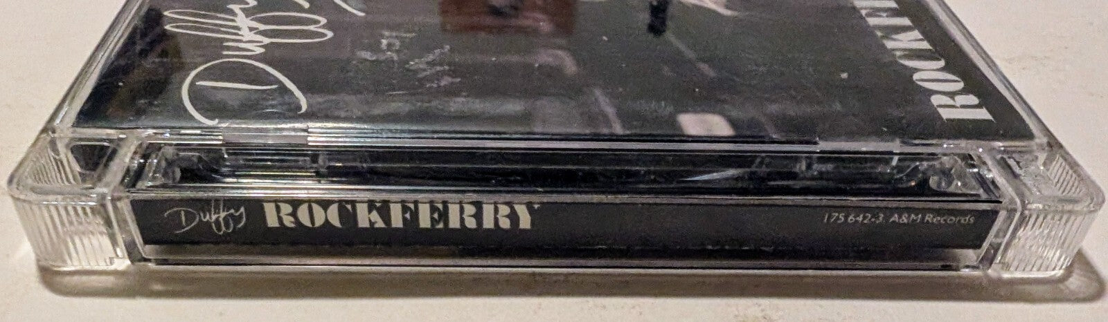 437227