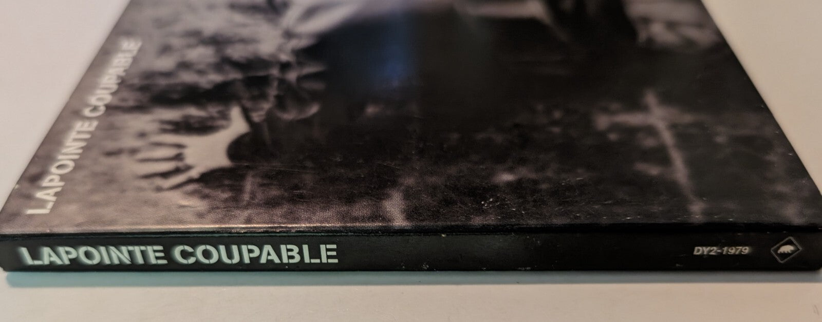 436973