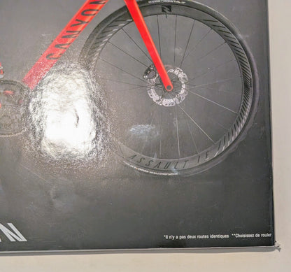 436894